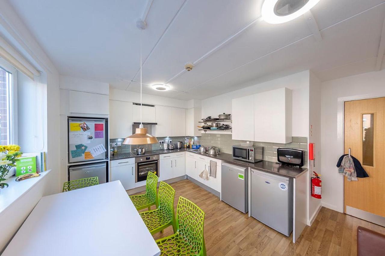 Broadgate Park Beeston Nottingham Apartment Exterior photo