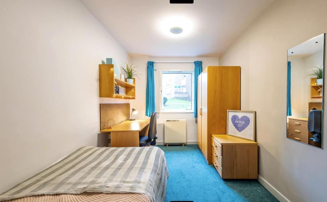 Broadgate Park Beeston Nottingham Apartment Exterior photo